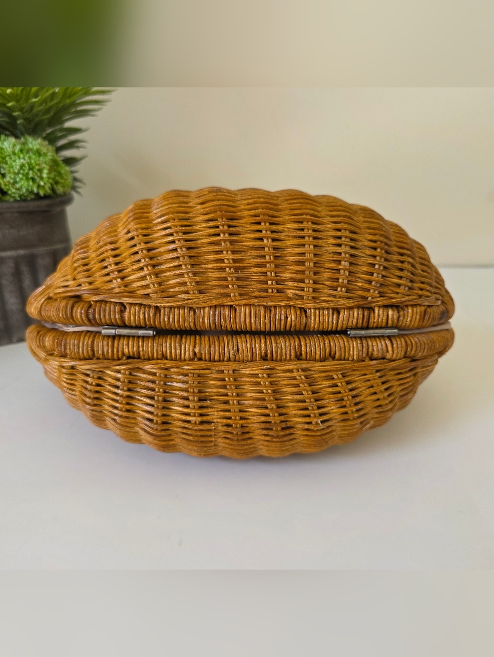 Tommy Bahama Woven Rattan Top Handle Bag Round Straw Handbag Leather Snap - Picture 6 of 9